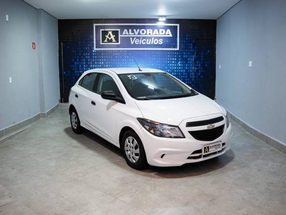 CHEVROLET ONIX 1.0 MPFI JOY 8V FLEX 4P MANUAL CHEVROLET ONIX 1.0 MPFI JOY 8V FLEX 4P MANUAL